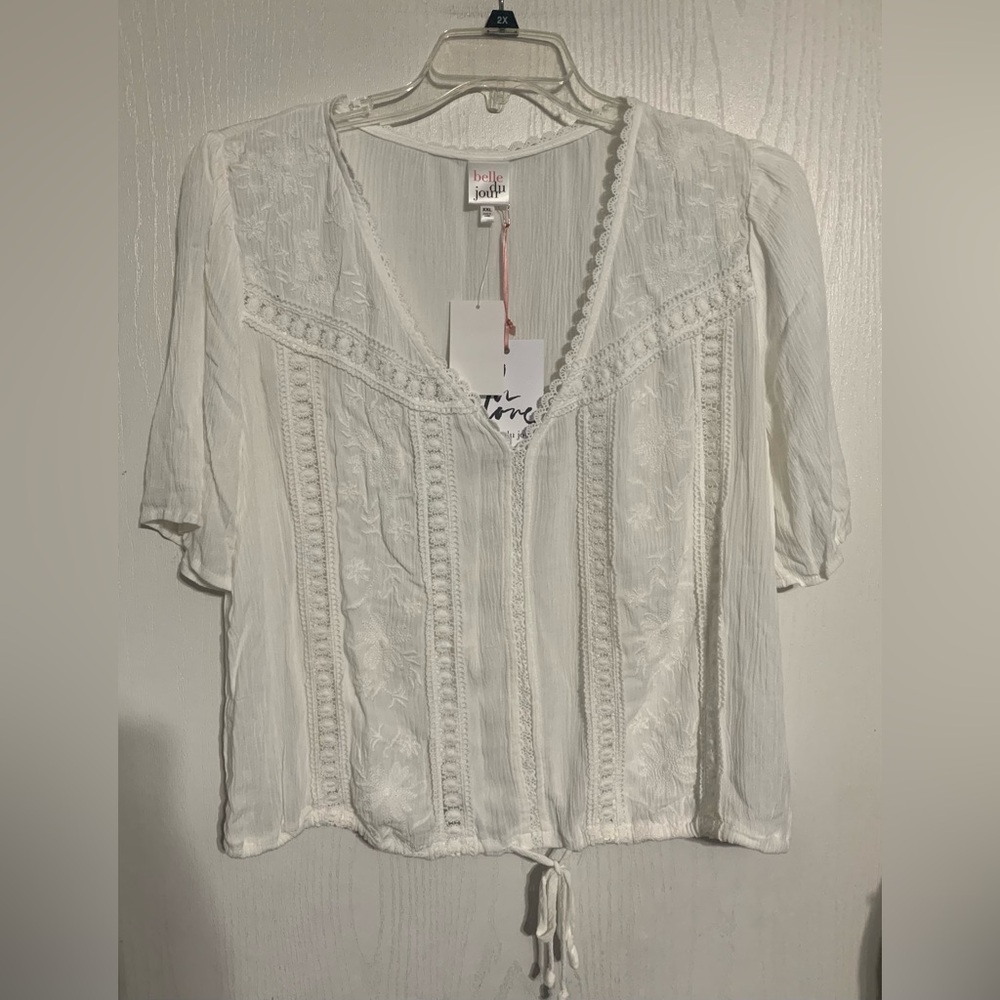 Belle Du Jour White Embroidered Blouse NWT